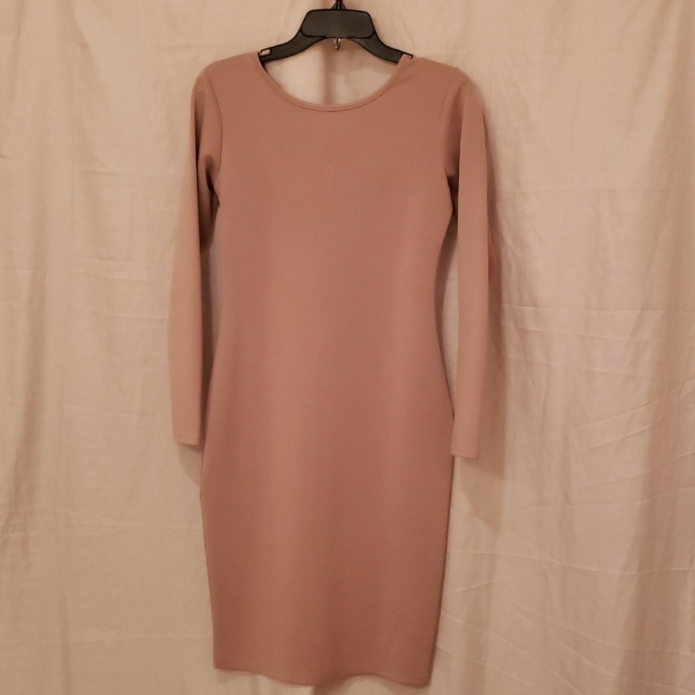 Dress - Picture 2 of 3